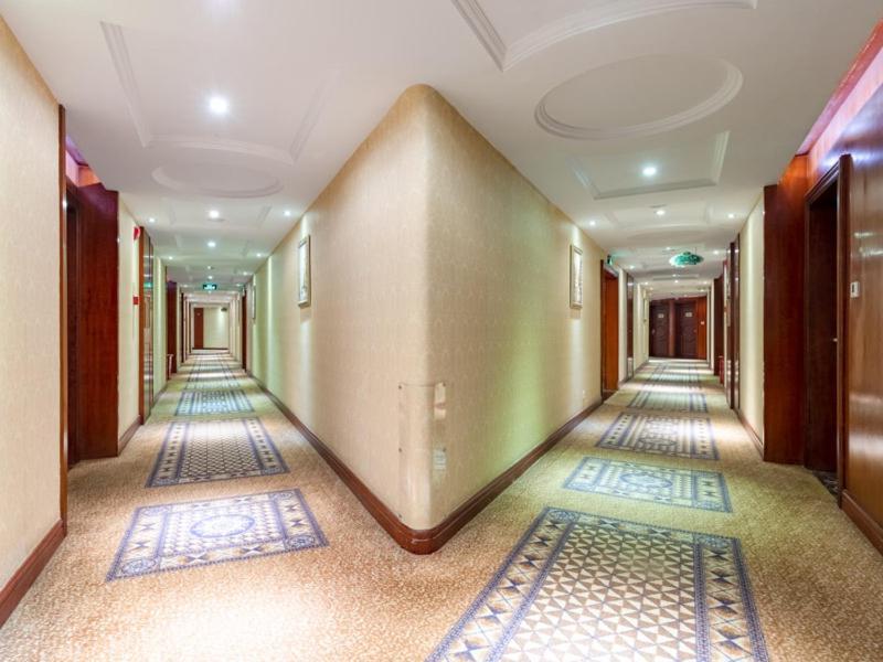 Vienna Hotel Shenzhen Songgang Shajiang Road Extérieur photo
